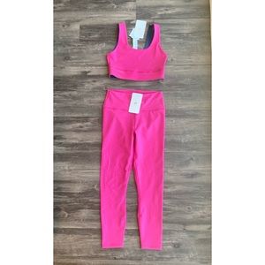 NWT: Fabletics Matching Leggings & Sports Bra Set